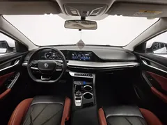 2022 Changan Eado PLUS 1.4T GDI DCT Premium, белый — фото 16