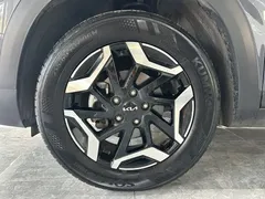 2023 Kia Seltos 1.5L CVT Premium — фото 16