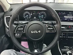 2023 Kia Seltos 1.5L CVT Premium — фото 21