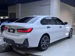 2023 BMW 3 Series 320Li M Sport Package, белый — фото 6