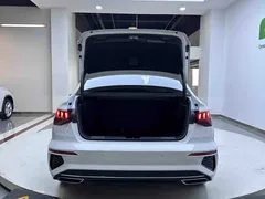 2022 Audi A3L Limousine 35 TFSI Luxury Sport, белый — фото 23