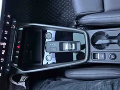 2022 Audi A3 Sportback 35 TFSI Fashion Sport, зелёный — фото 16