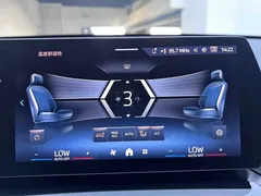 2023 BMW X1, белый — фото 15