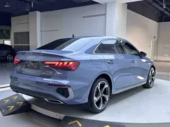 2022 Audi A3L Limousine 35 TFSI RS Kit, синий — фото 6