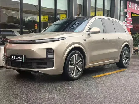 2024 Li Auto L8