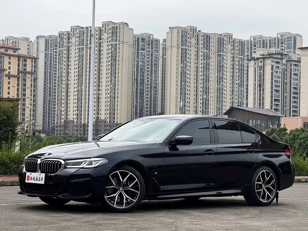 2022 BMW 5 Series 530i M Sport Package