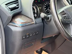 2020 Toyota Alphard 2.5L Hybrid Premium, белый — фото 8