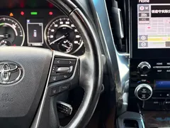 2020 Toyota Alphard 2.5L Hybrid Premium, белый — фото 13