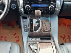 2020 Toyota Alphard 2.5L Hybrid Premium, белый — фото 16