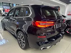 2021 BMW X5 M Sport Package, чёрный — фото 8