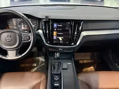2021 Volvo S60 T4 Luxury, белый — фото 12
