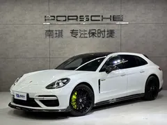 2018 Porsche Panamera Turbo S E-Hybrid Sport Turismo 4.0T PHEV, белый — фото 1