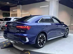 2022 Audi A3L Limousine 35 TFSI Fashion Sport, синий — фото 6