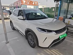2025 BYD Yuan UP EV 301km Pilot, белый — фото 4