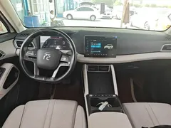 2025 BYD Yuan UP EV 301km Pilot, белый — фото 10
