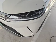 2025 BYD Yuan UP EV 301km Pilot, белый — фото 24