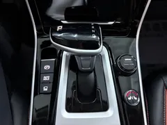 2023 Kia Seltos 1.5L CVT Luxury, белый — фото 16