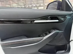 2023 Kia Seltos 1.5L CVT Luxury, белый — фото 18