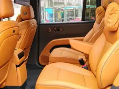 2025 Li Auto i8 Standard — фото 15