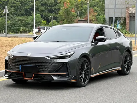 2022 Changan UNI-V 1.5T Premium