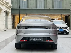 2024 BYD Destroyer 05 DM-i PHEV 55km Luxury — фото 6