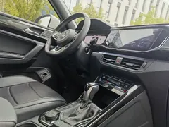2022 Volkswagen Tayron 380TSI 4WD R-Line, белый — фото 11