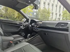 2022 Volkswagen Tayron 380TSI 4WD R-Line, белый — фото 12