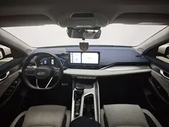 2023 Geely Preface 2.0TD Premium, белый — фото 9