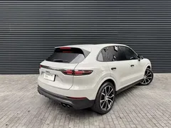 2022 Porsche Cayenne 3.0T Platinum — фото 3