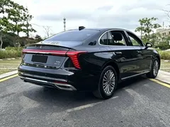 2024 Hongqi H5 1.5T DCT Zhilian Qiyun, чёрный — фото 7