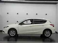 2021 Nissan Tiida 1.6L CVT, белый — фото 3
