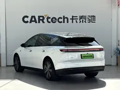 2025 Li Auto i6 4WD Standard, белый — фото 6