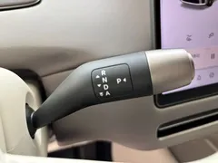2025 Li Auto i6 4WD Standard, белый — фото 16