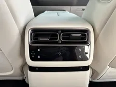 2025 Li Auto i6 4WD Standard, белый — фото 17