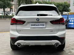 2022 BMW X1 Premium, белый — фото 7