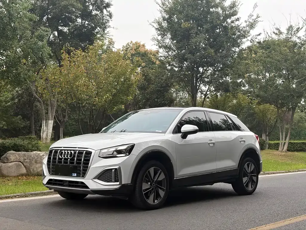 2022 Audi Q2L 35 TFSI Fashion