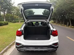 2022 Audi Q2L 35 TFSI Fashion, белый — фото 12