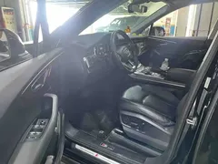 2021 Audi Q7 55 TFSI quattro S line Sport, чёрный — фото 7
