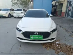 2021 Mazda 3 2.0L AT, белый — фото 3