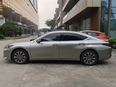 2022 Lexus ES 200 Excellence — фото 3