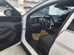 2025 BYD Qin L PHEV Smart Driving 120km, белый — фото 16