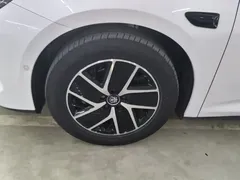 2025 BYD Qin L PHEV Smart Driving 120km, белый — фото 23