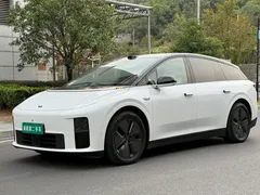 2025 Li Auto i6 2WD Standard, белый — фото 1