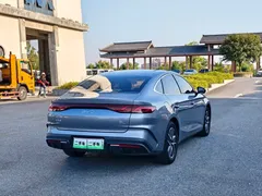 2024 BYD Qin L PHEV 120KM Excellence — фото 6