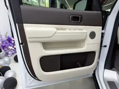 2024 Li Auto MEGA Ultra, белый — фото 9