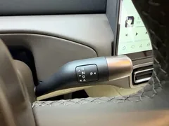 2024 Li Auto MEGA Ultra, белый — фото 11