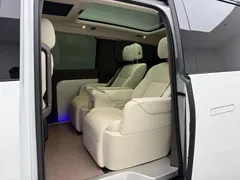 2024 Li Auto MEGA Ultra, белый — фото 14