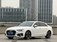 2022 Audi A4L 40 TFSI Fashion Dynamic, белый — фото 1
