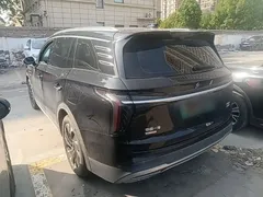 2024 Hongqi HS7 2.0T PHEV 4WD 6, чёрный — фото 5