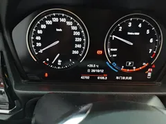 2022 BMW 1 Series 120i M Sport, белый — фото 8